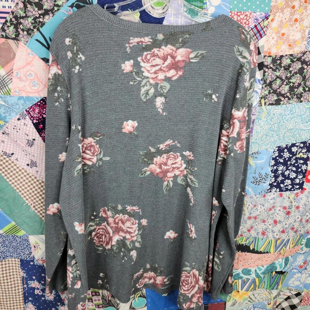 Cozy Floral Long Sleeve Thermal Top, Size 2X - Picture 4 of 5